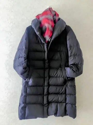 어반 리서치 블랙 다운 코트