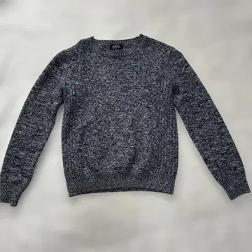 A.P.C의 니트 스웨터