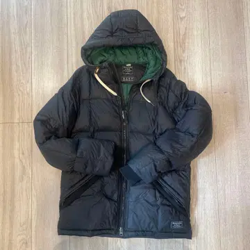 블랙 다운 자켓 후드 부착