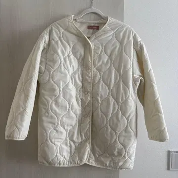 퀼팅 미디 코트 아이보리