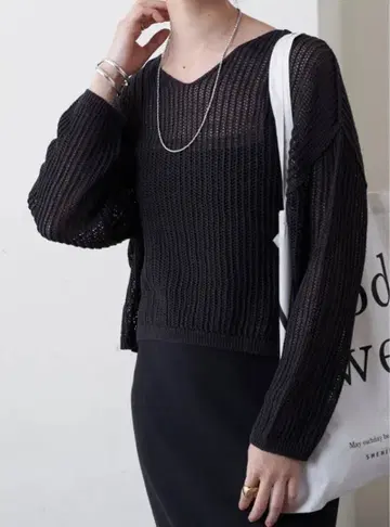 [ 새상품 ] 시너리 시스루 짜임 숏 니트 블랙