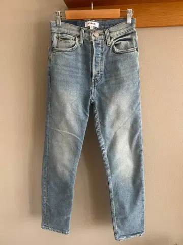 RE/DONE 90s 하이 라이즈 앵클 크롭 데님 24