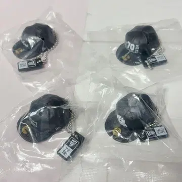 NEW ERA 캡 타입 키링 4개 세트