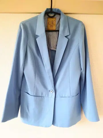 라이트 블루 테일러드 자켓