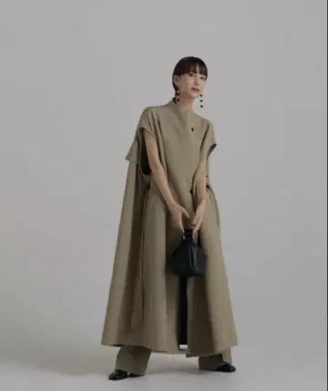 택 포함 louren 볼륨 플레어 트렌치 코트