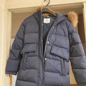 PYRENEX 퍼 달린 다운 자켓 사이즈 10 네이비