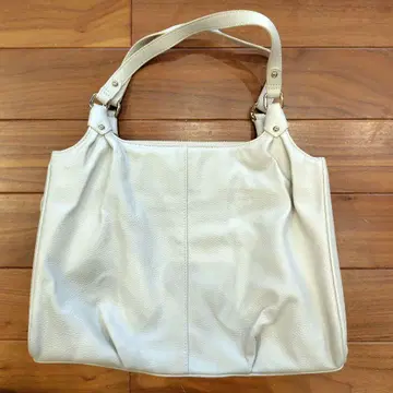 화이트 레더풍 토트백