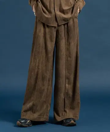 캐스퍼 존 페이드 코듀로이 팬츠