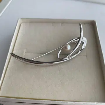 펄 SILVER 각인 브로치