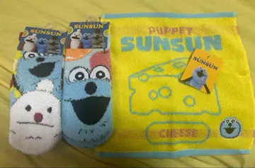 퍼펫 순순 양말, 손수건