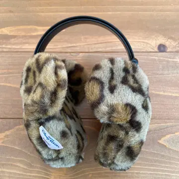 도쿄 디즈니 리조트 레오파드 무늬 귀도리