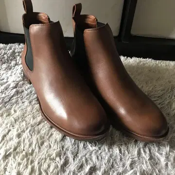 클락스 가죽 사이드 고어 부츠