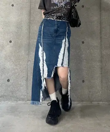 PAGEBOY 데미지 데님 스커트