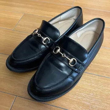 블랙 가죽 로퍼 골드 체인 퓨어세신