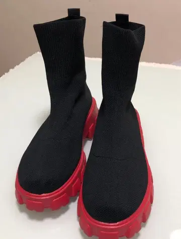 블랙 니트 통굽 삭스 부츠