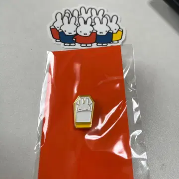 미피 전시회 할머니 핀 배지