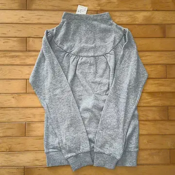 새상품 택 빔즈 그레이 맨투맨