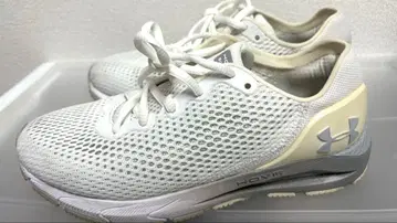 언더아머 신발