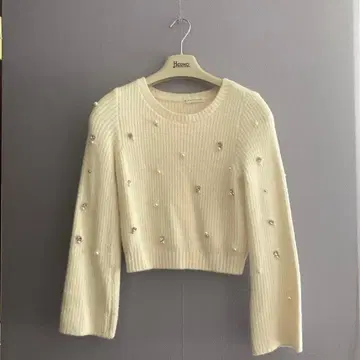 MAJESTIC LEGON 비즈 장식 크롭 니트 화이트