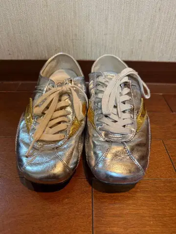 ZARA 해리 램버트 콜라보 가죽 스니커즈 사이즈 44 천연 가죽