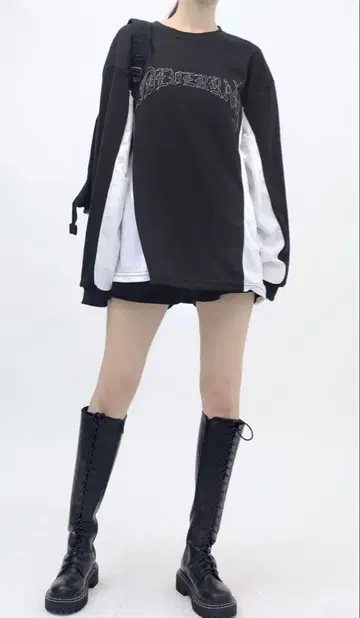 [ XU ] 바이컬러 롱 슬리브 티