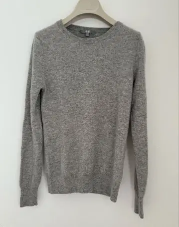 [ 유니클로 UNIQLO 캐시미어 니트 그레이 S 사이즈 크루넥