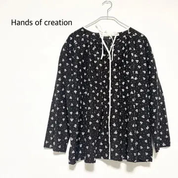 Hands of creation 플라워 백 버튼 코튼 티셔츠