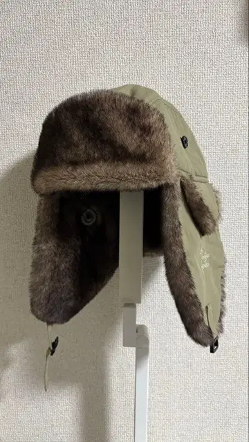 카키 플라이트 캡 퍼 포함