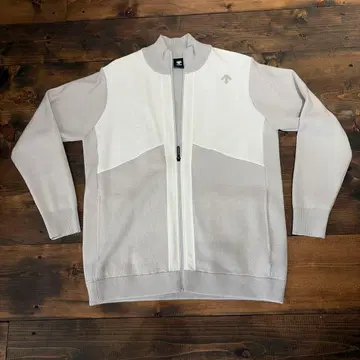 데상트 골프 스웨터