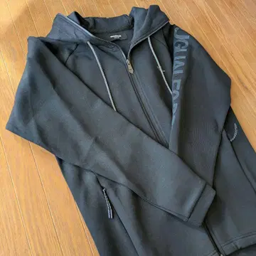 1PlU1UGUALE3 RELAX 맨투맨 셋업