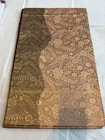 전통 패턴 후쿠로 오비 츠지가하나