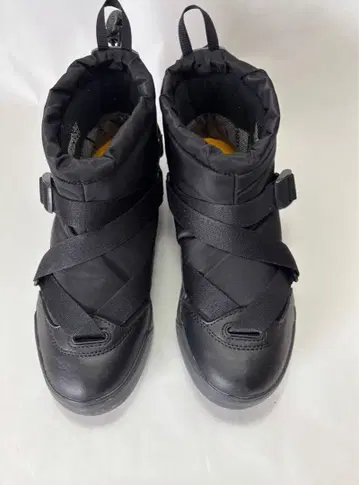 KEEN 방수 블랙 부츠 후드 제라