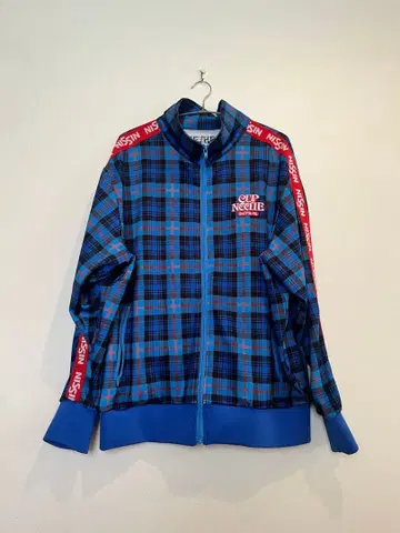 HEIHEI x NISSIN 저리 상