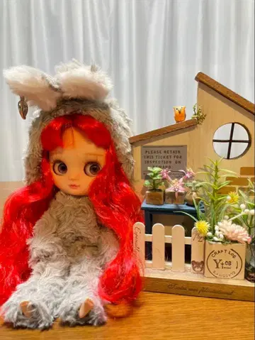 커스터마이즈된 미디 아이시 인형