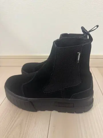 PUMA 통굽 첼시 부츠 블랙
