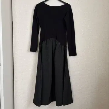 셀포드 도킹 니트 원피스