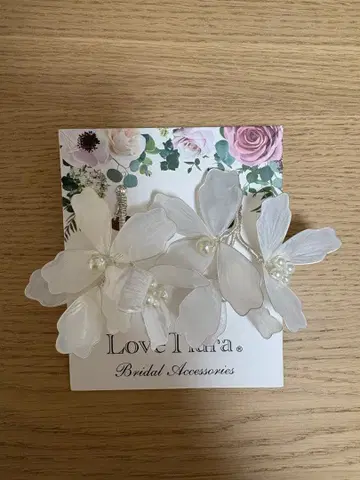 Love tiara 귀찌 꽃 화이트