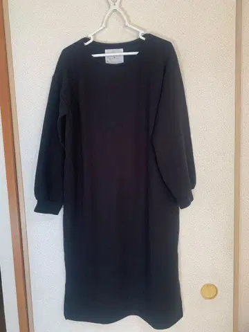 CLOSET CLASSICS 블랙 긴팔 원피스