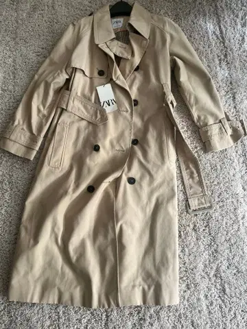 미사용 새상품 ZARA 트렌치코트 스타일리시