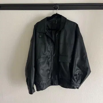 블랙 가죽 아우터 집업