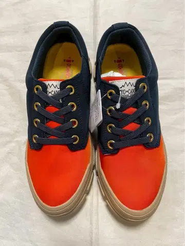 미사용 새상품 TOKYO CAMPGO 스니커즈 아웃도어 등산 3L