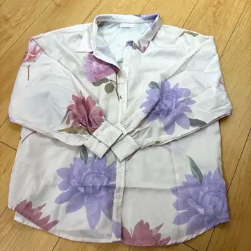 MIIA 꽃무늬 긴팔 셔츠