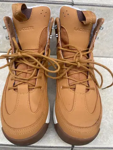 LACOSTE 부츠