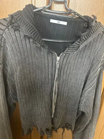 SLY BLEACHED DAMEGED HOODIE TOPS