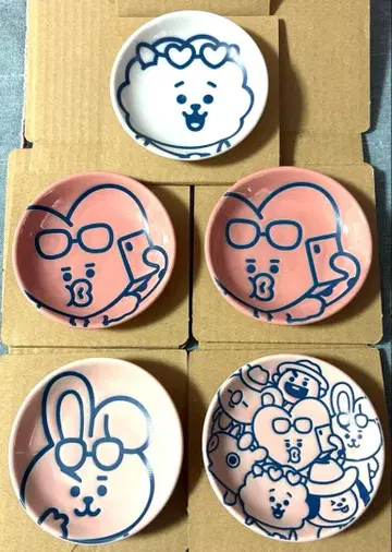 BT21 맛있는 콩 접시 5개 세트