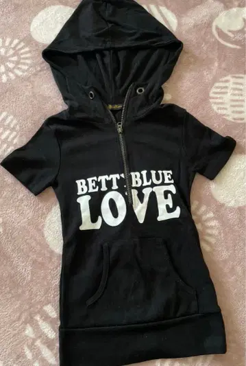 헤이세이 레어 BETTY BLUE LOVE 후드 부착 반팔 T셔츠 여성용