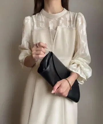 FILLOU 레이스 도킹 원피스