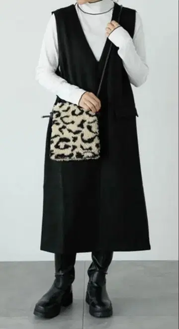 르농큐르 오버롤 스커트