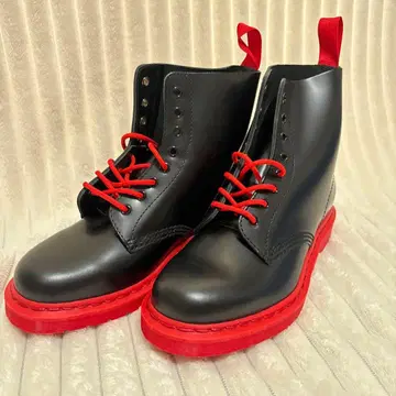 Dr.Martens 블랙 레드 하이컷 가죽 통굽 부츠