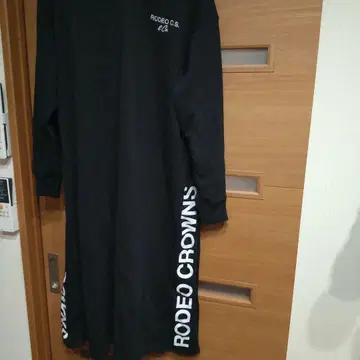 RODEO CROWNS 후드 부착 원피스 블랙